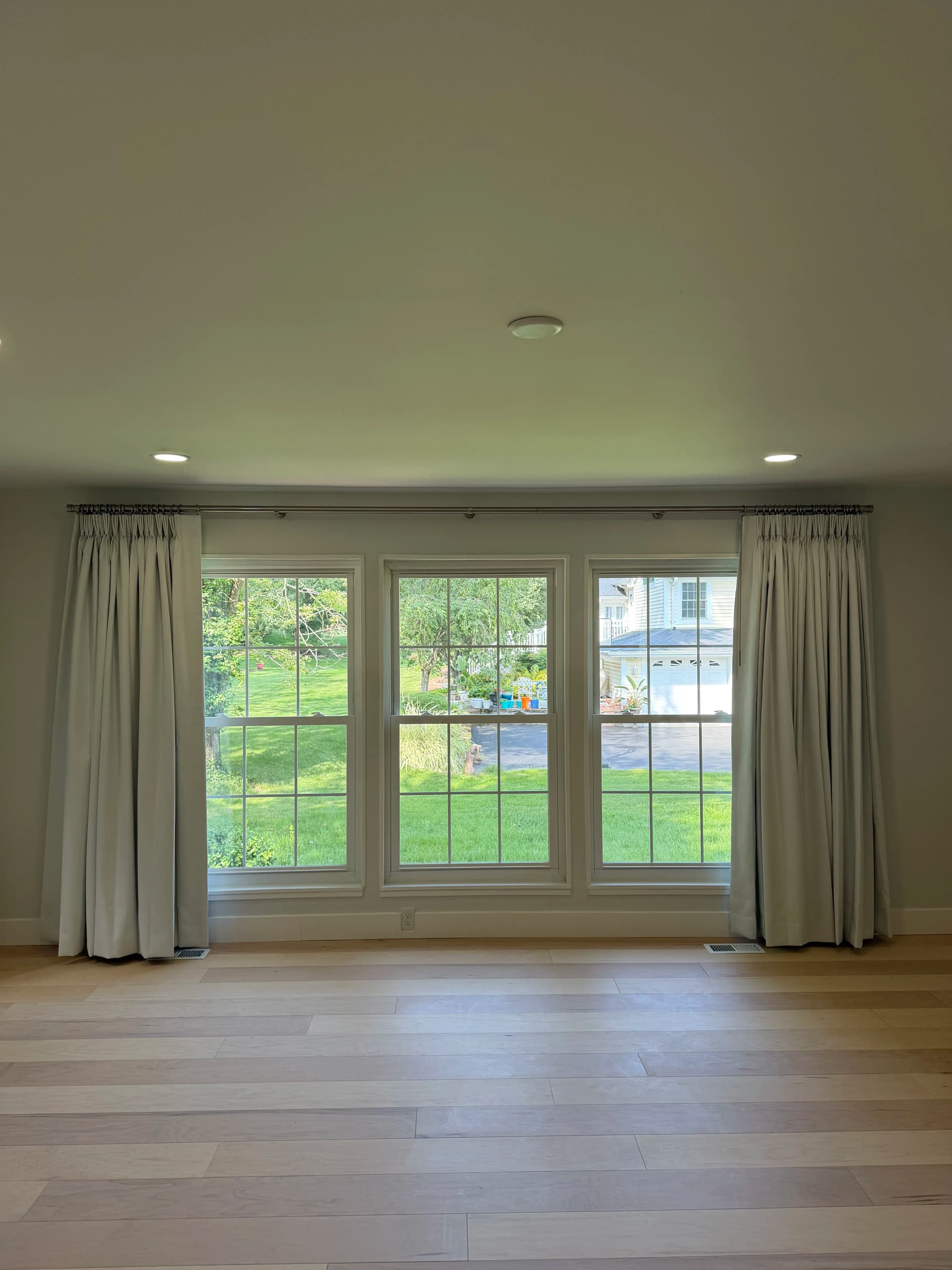 Gallery photos for Custom Drapery Installation That Finished the Room in St. Louis: Image #1